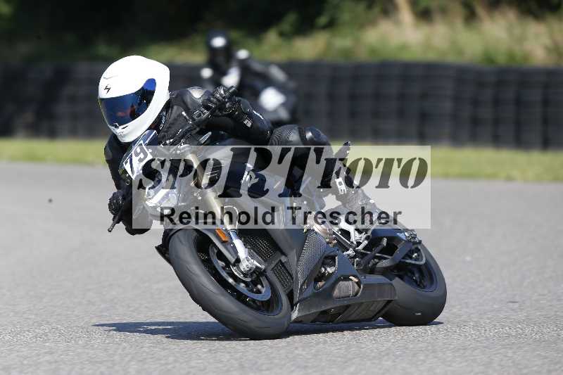 /44 09.08.2025 Plüss Moto Sport ADR/Freies Fahren/79